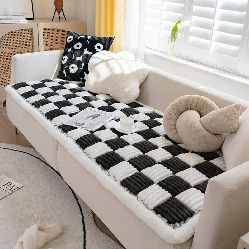 Plush Plaid Dog Blanket & Mat