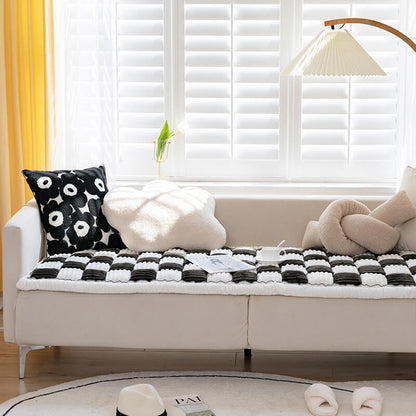 Plush Plaid Dog Blanket & Mat