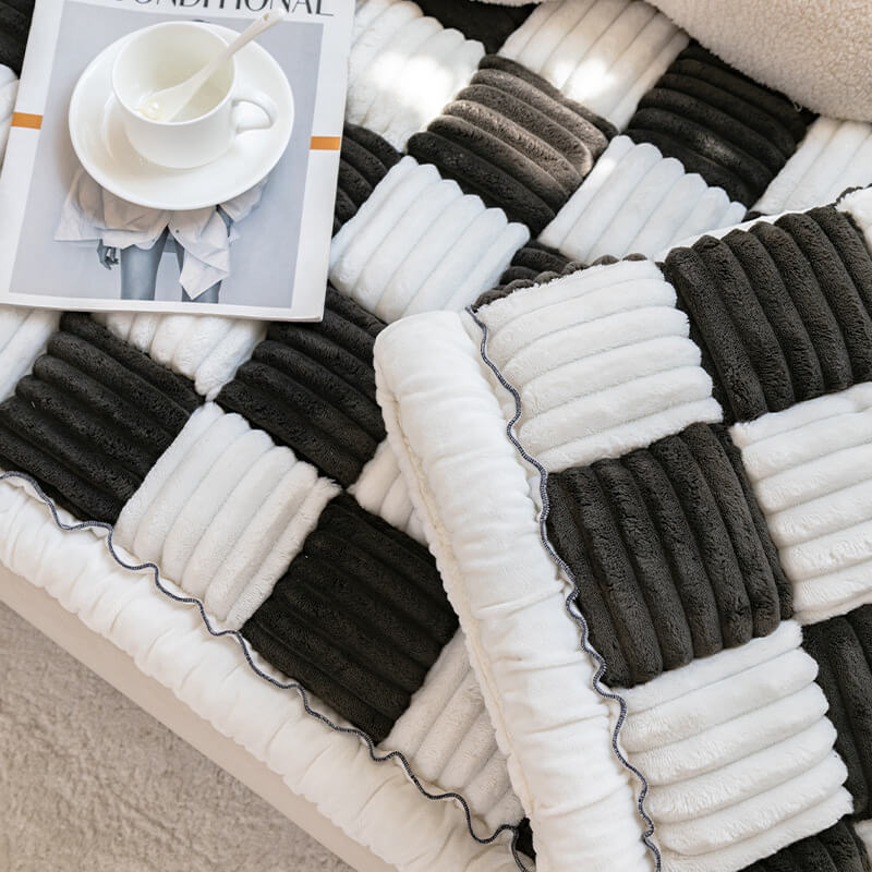 Plush Plaid Dog Blanket & Mat