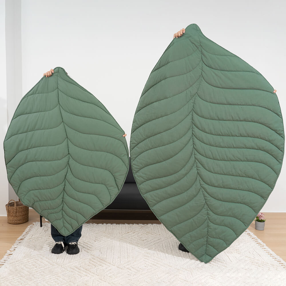 Calming Leaf Shape Dog Blanket